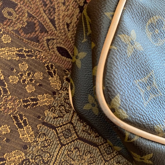 RARE RETIRED LV HUDSON PM - Picture 12 of 16